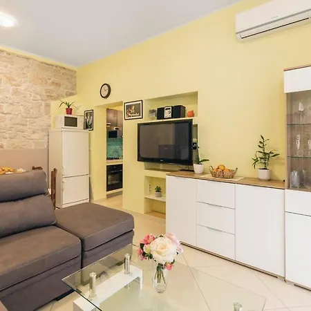 Apartment Lubina Pula
